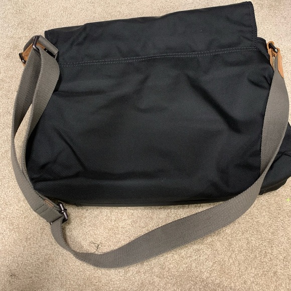 FOSSIL MESSENGER BAG - Picture 4 of 5